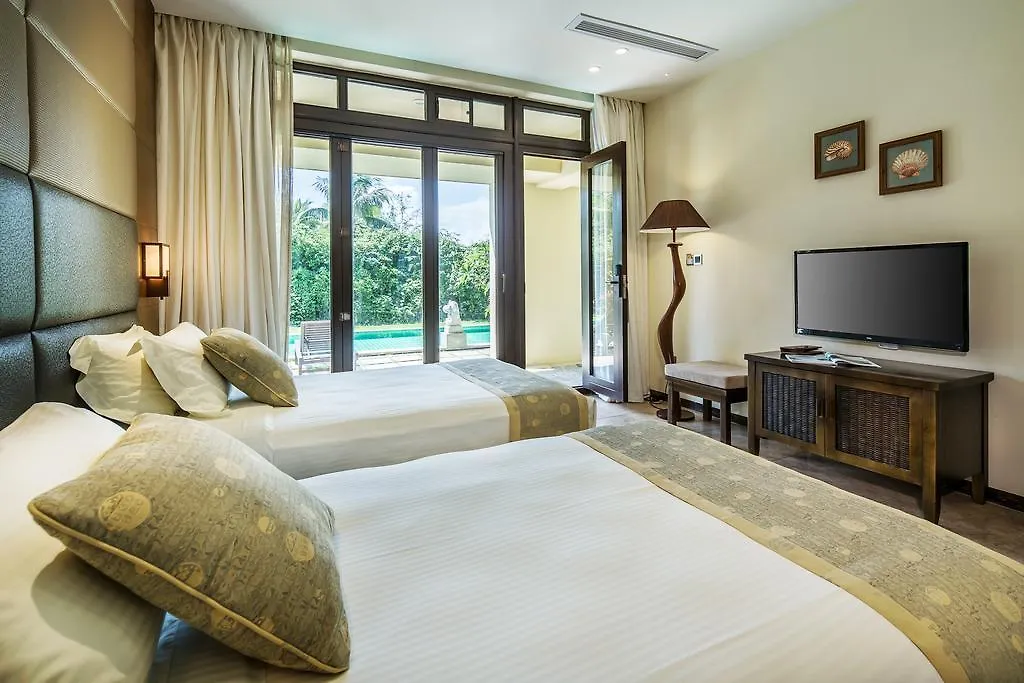Sanya Yalong Bay Villas & Spa 5*,  China