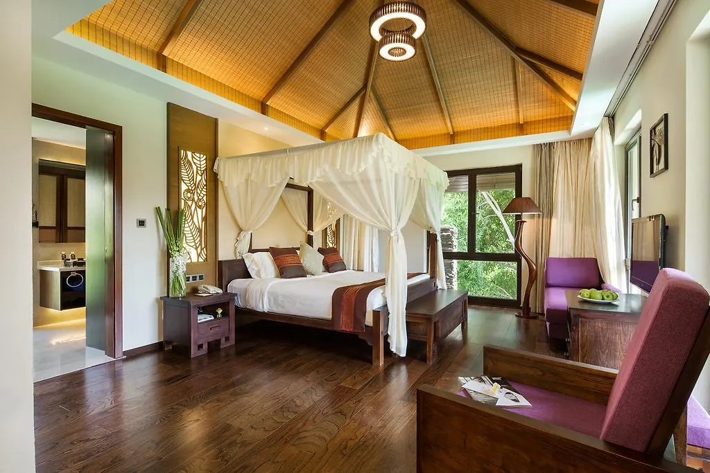 Hotel Sanya Yalong Bay Villas & Spa