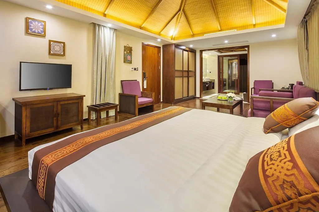 Hotel Sanya Yalong Bay Villas & Spa