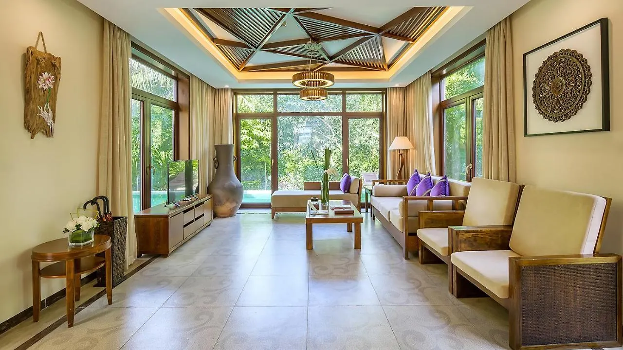 Hotel Sanya Yalong Bay Villas & Spa