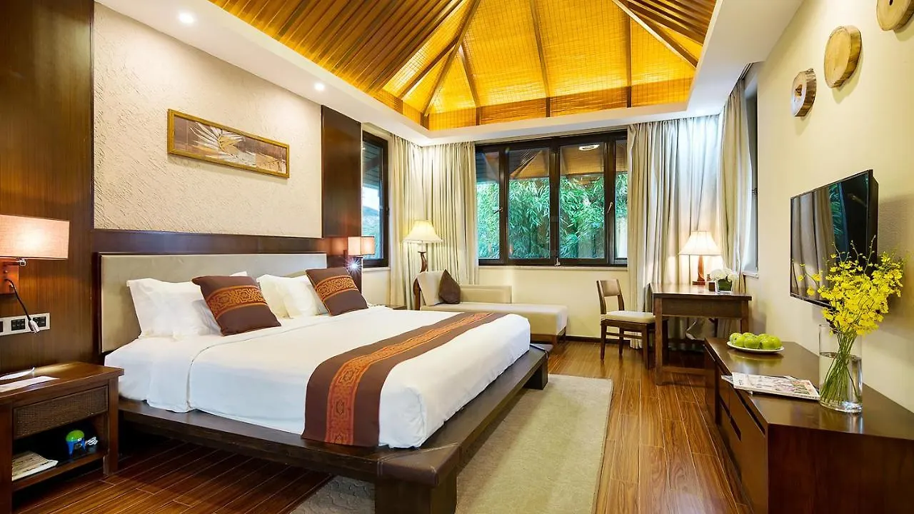 Sanya Yalong Bay Villas & Spa 5*,  China