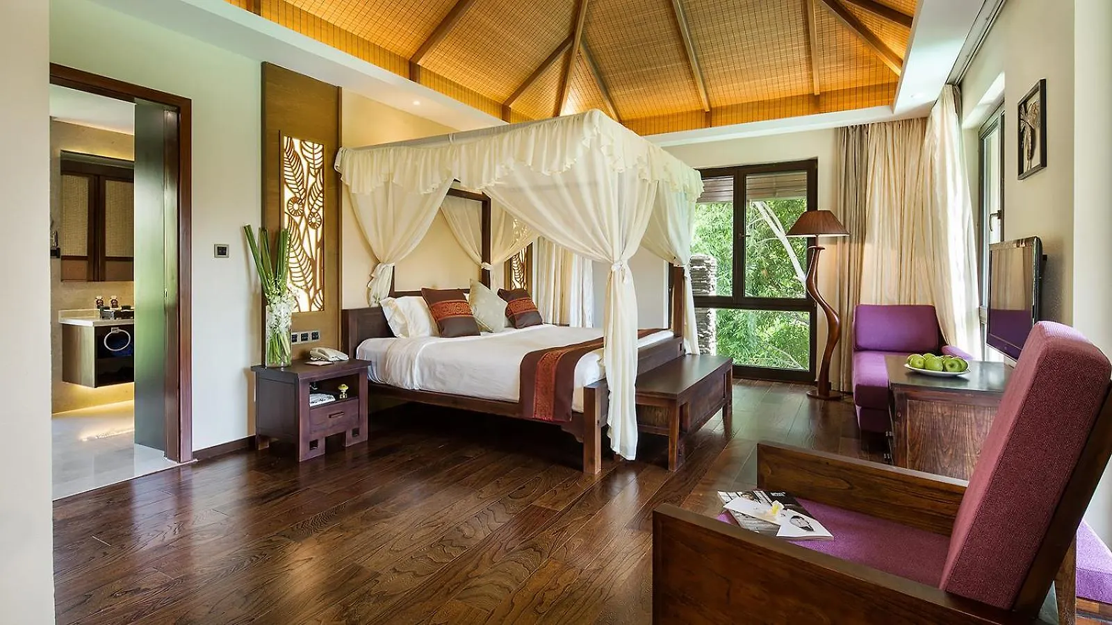Sanya Yalong Bay Villas & Spa
