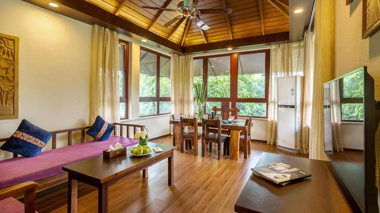 Sanya Yalong Bay Villas & Spa Hotel